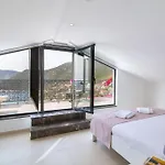 Stunning In With Pool And Sea Vistas Villa *