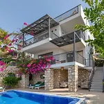 Stunning In With Pool And Sea Vistas * Kalkan