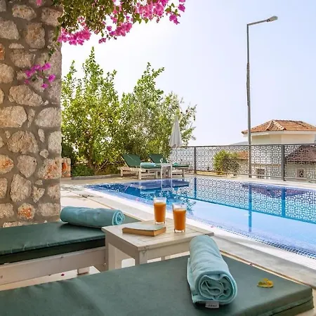 Villa Stunning In With Pool And Sea Vistas Kalkan