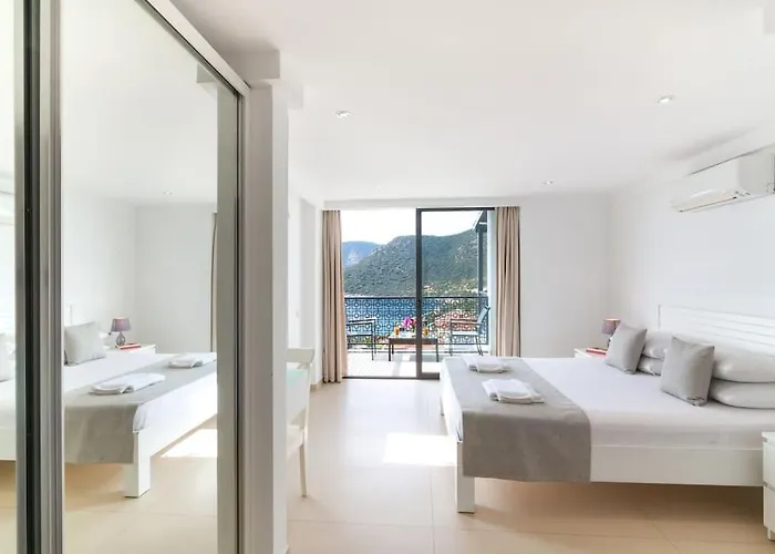 Stunning In With Pool And Sea Vistas فيلة كالكان