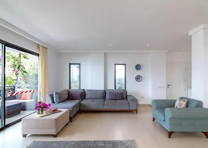 فيلة Stunning In With Pool And Sea Vistas كالكان
