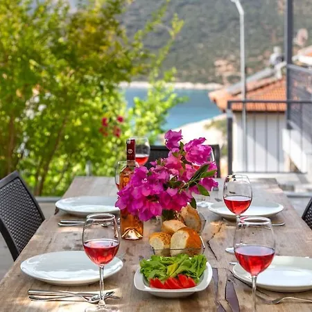 Stunning In With Pool And Sea Vistas Villa *